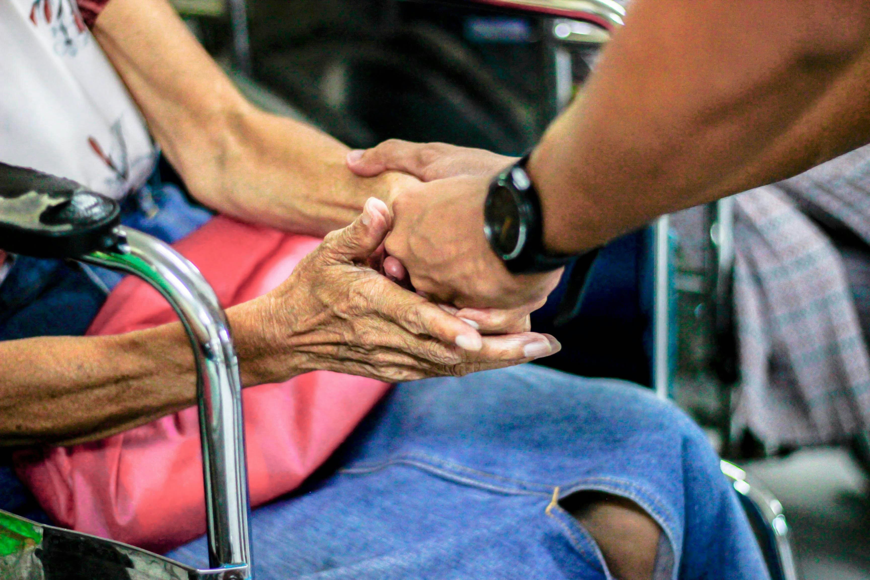 Public benefits help and human referral setting